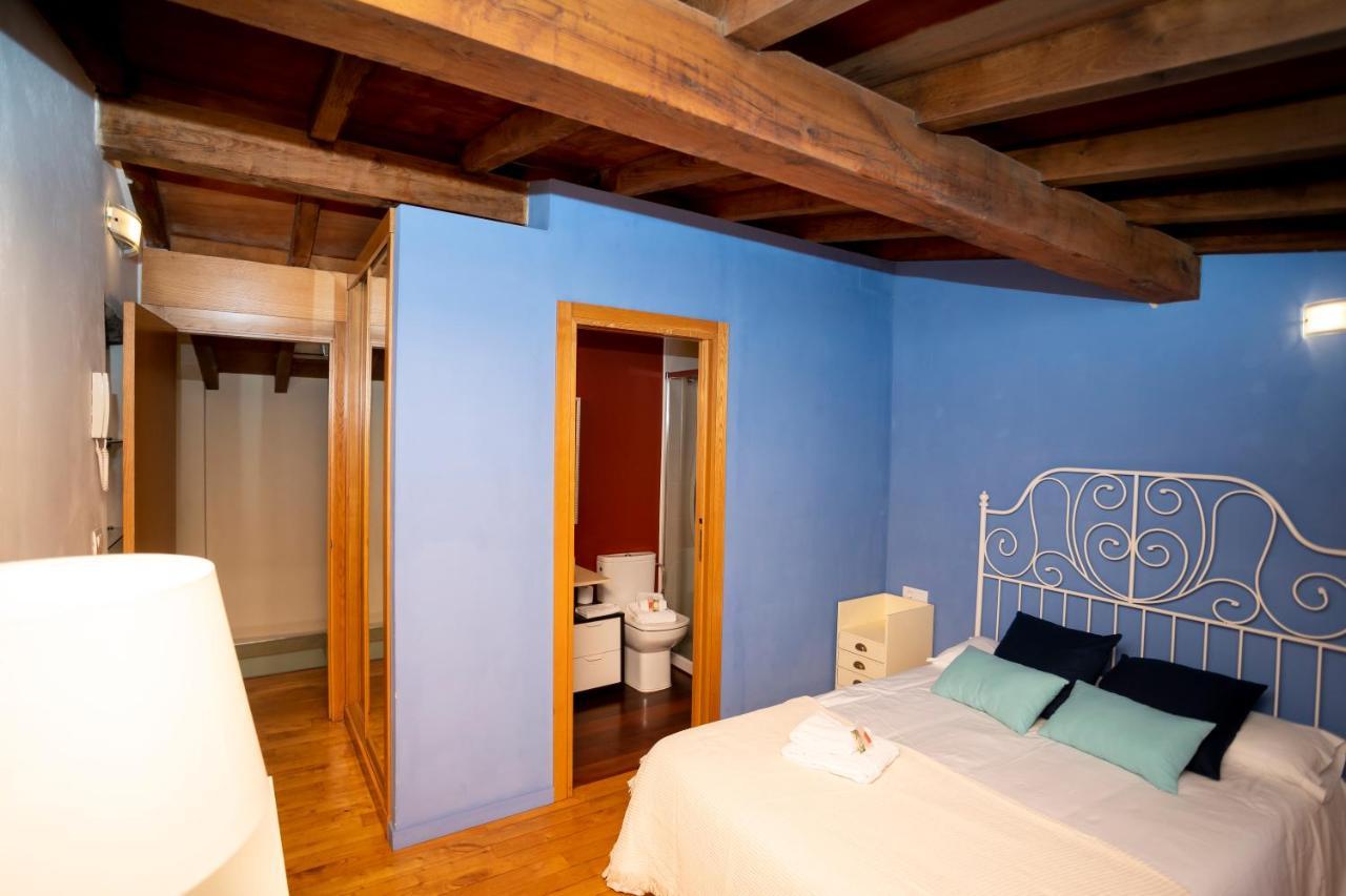 Апартаменти Turistiqa - Ferrol - Triplex Centro Екстер'єр фото