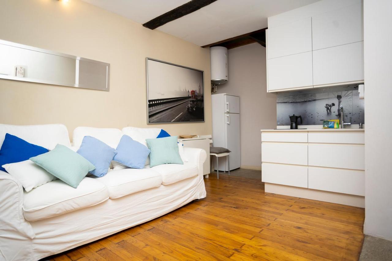 Апартаменти Turistiqa - Ferrol - Triplex Centro Екстер'єр фото